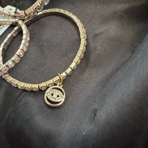 Guess Trio Rose Gold Tone Bling Stretch Bracelets w/a Hamsa & a Evil Eye Charms - Picture 6 of 6